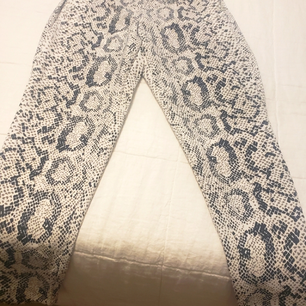 Ladies J crew Jamie pants